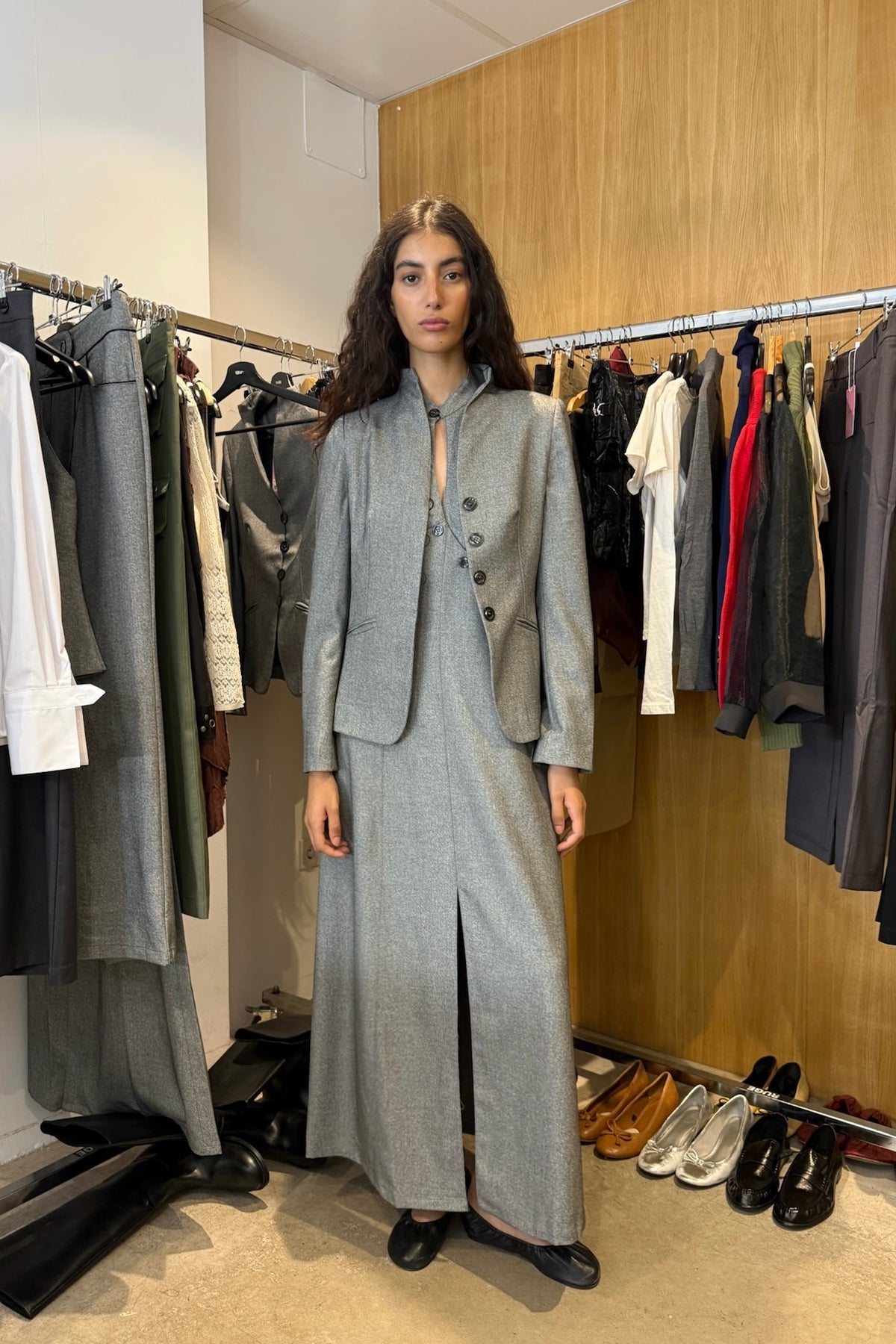 Close front view of Chloe grey halter dress and buttoned bodice